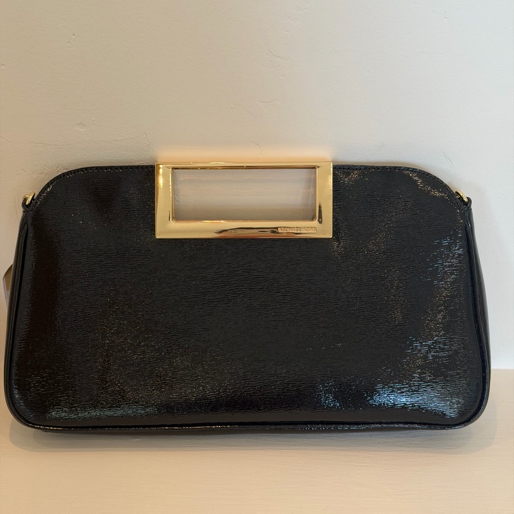 Michael Kors Black Shoulder Bag with Gold Chain - Picture 2 of 7